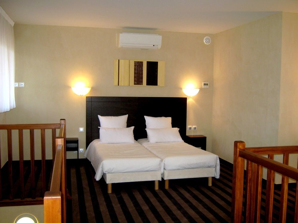 Auberge Du Moulin Marin Killiney Εξωτερικό φωτογραφία